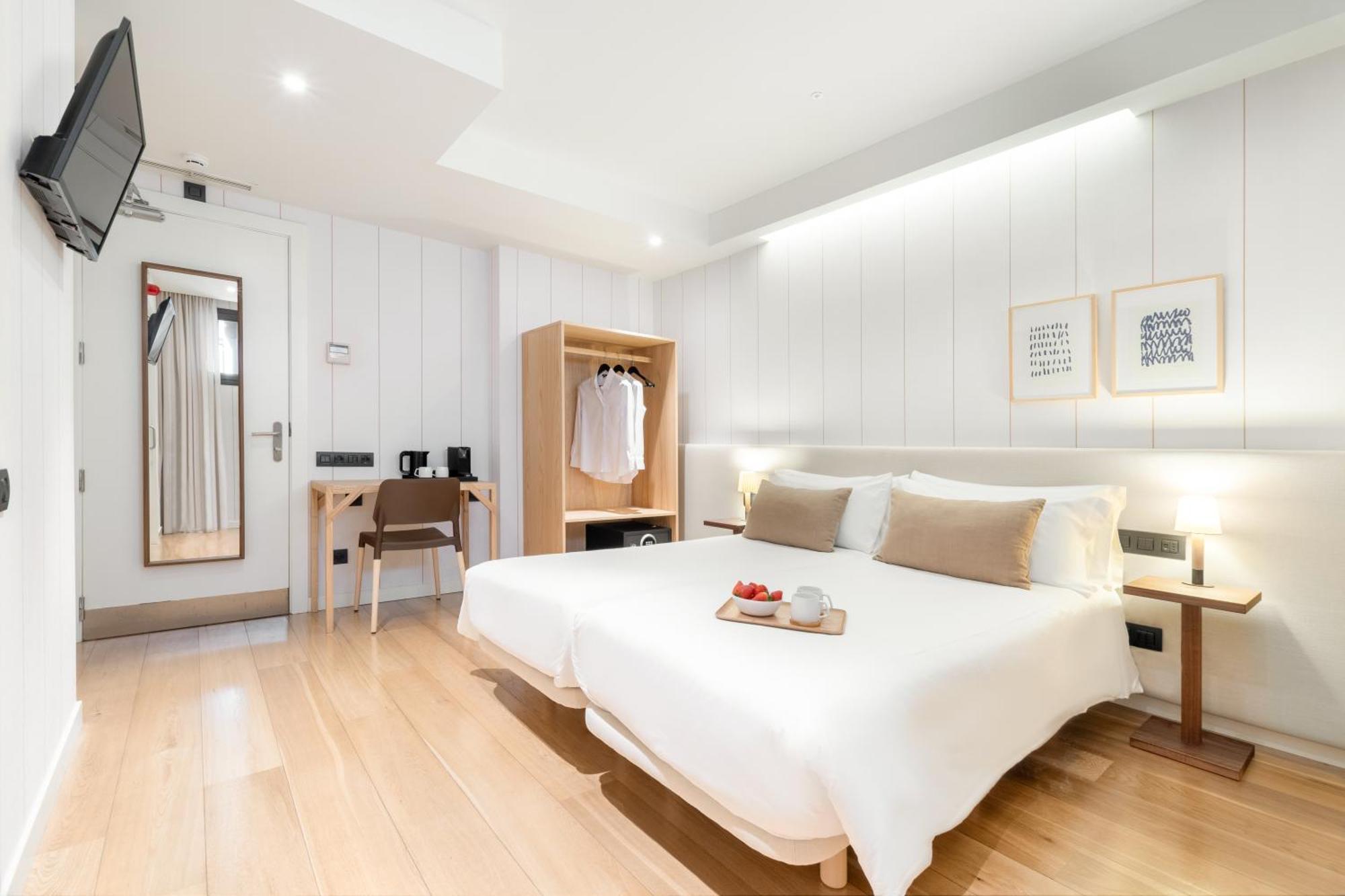 Casa Bella Gracia By Aspasios บาร์เซโลนา ภายนอก รูปภาพ