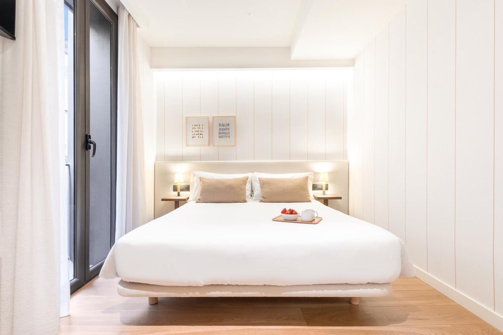Casa Bella Gracia By Aspasios บาร์เซโลนา ภายนอก รูปภาพ