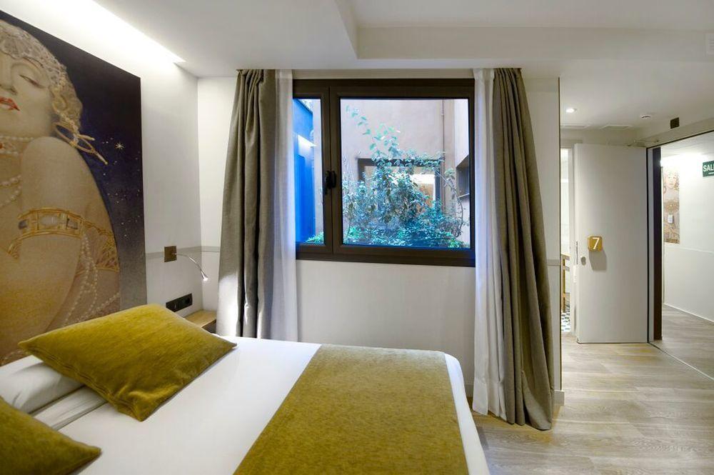 Casa Bella Gracia By Aspasios บาร์เซโลนา ภายนอก รูปภาพ